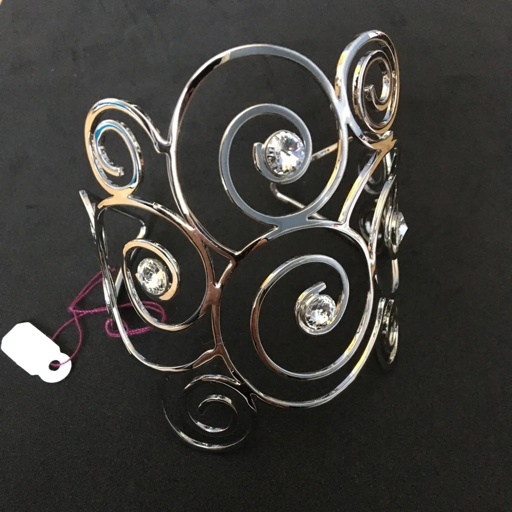 Silver Bangle - Picture 3 of 4
